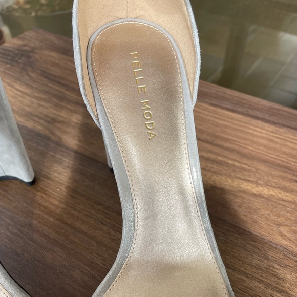 Pelle Moda Ankle Strap Heel- Sz 8.5 - Picture 5 of 9